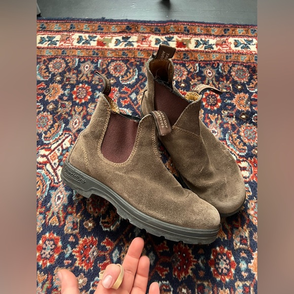 Blundstones Suede Boots, size 4.5 - Picture 7 of 8